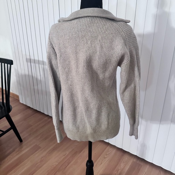 100% wool sweater jacket - Picture 2 of 3